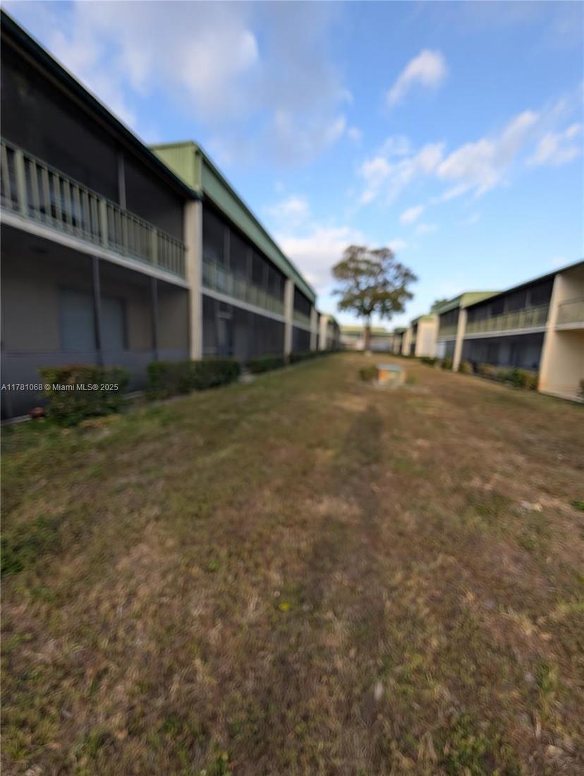 Picture of 4122 NW 88Th Ave # 103, Coral Springs FL 33065