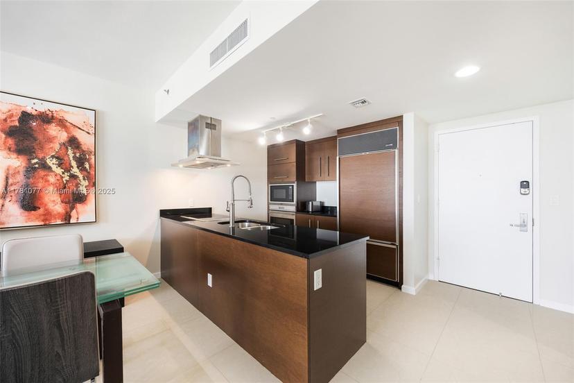 Picture of 485 Brickell Ave # 4707, Miami FL 33131