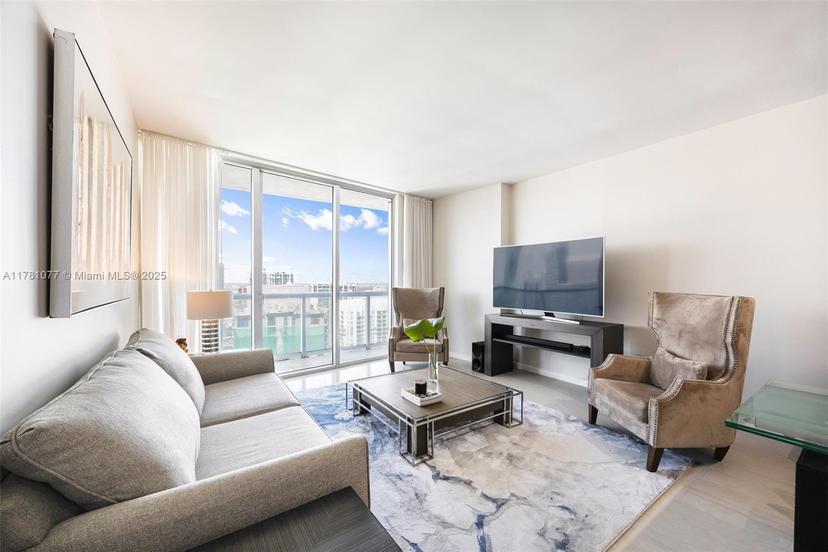 Picture of 485 Brickell Ave # 4707, Miami FL 33131