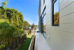 Picture of 2501 SW 27 St # 4, Miami, FL 33133