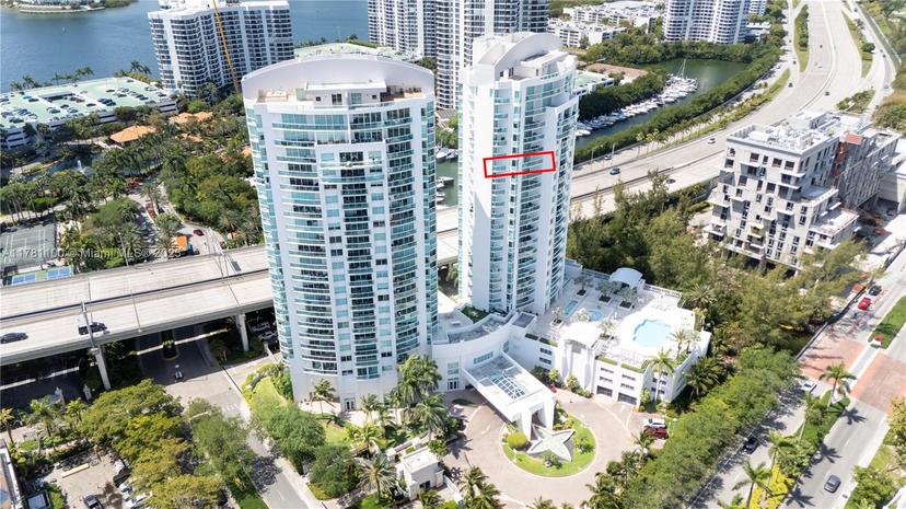 Picture of 19400 Turnberry Way # 1732, Aventura FL 33180