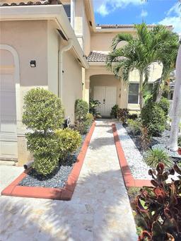 Picture of 593 Willow Bend Rd, Weston, FL 33327