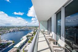 Picture of 2602 E Hallandale Beach Blvd # R2903, Hallandale Beach, FL 33009
