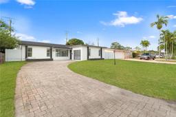 Picture of 8626 Southampton Dr, Miramar, FL 33025