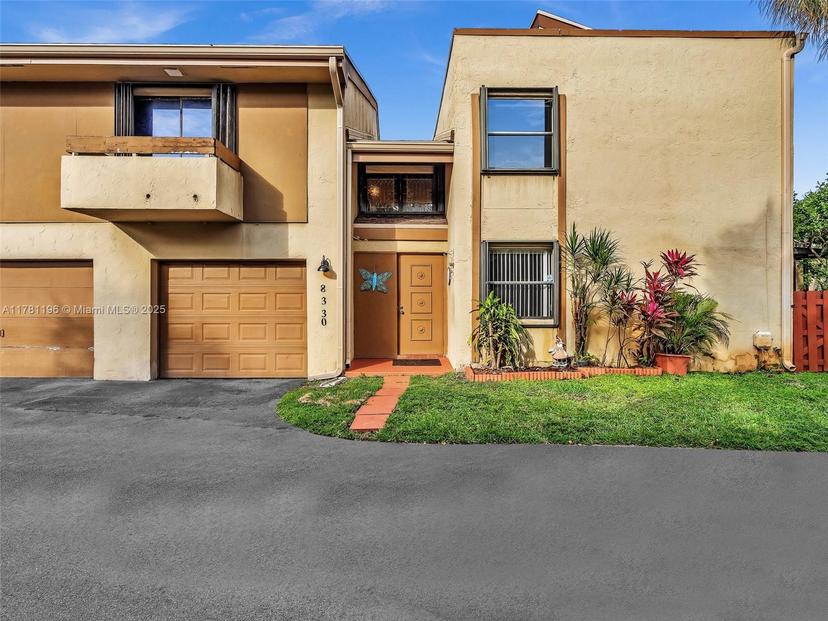 Picture of 8330 S Missionwood Cir # 60, Miramar FL 33025