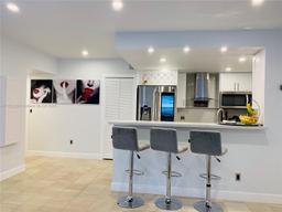 Picture of 900 SW 84Th Ave # 417E, Miami, FL 33144