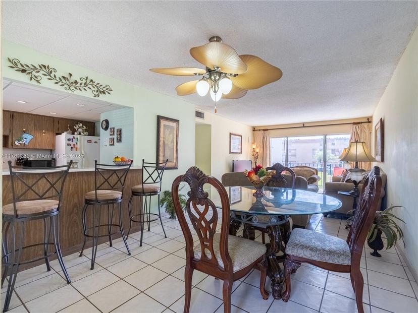 Picture of 702 NW 87Th Ave # 206, Miami FL 33172