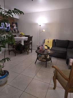 Picture of 15290 SW 106Th Ln # 316, Miami, FL 33196