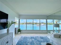 Picture of 2772 NE 30Th Ave # 7B, Lighthouse Point, FL 33064