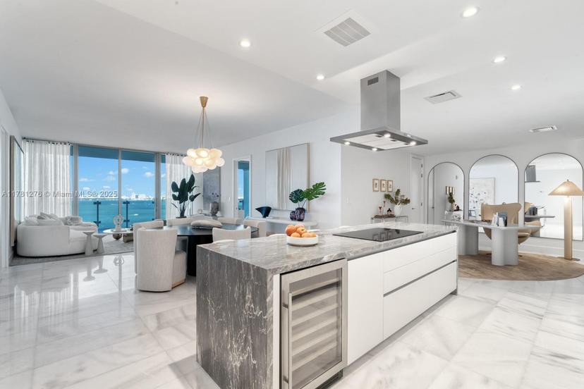 Picture of 700 NE 26Th Terr # 1202, Miami FL 33137