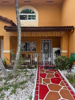 Picture of 3518 W 80 Street # 49, Hialeah, FL 33018