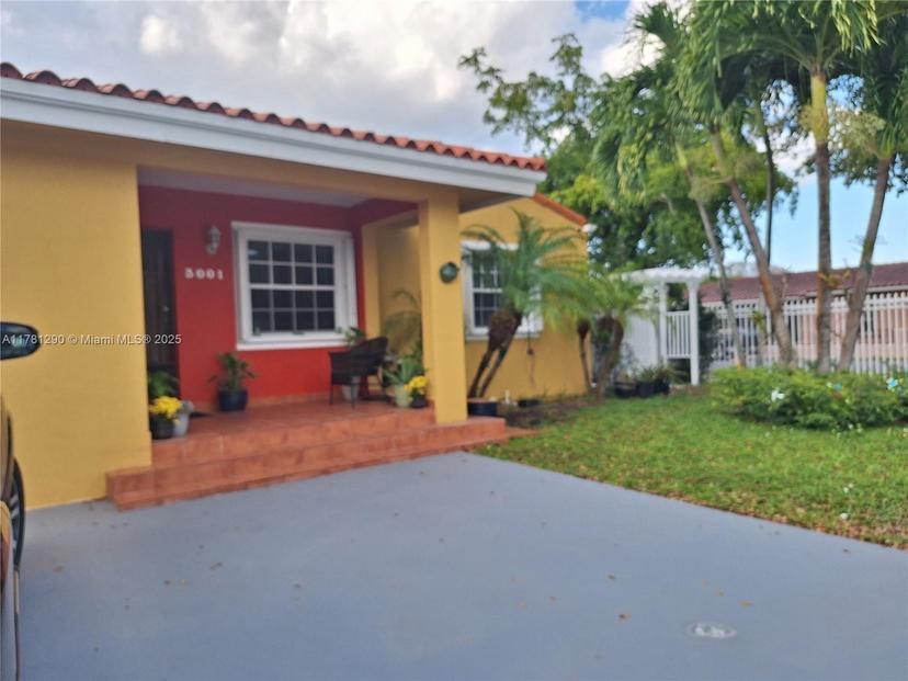 Picture of 3001 NW 3Rd St, Miami FL 33125