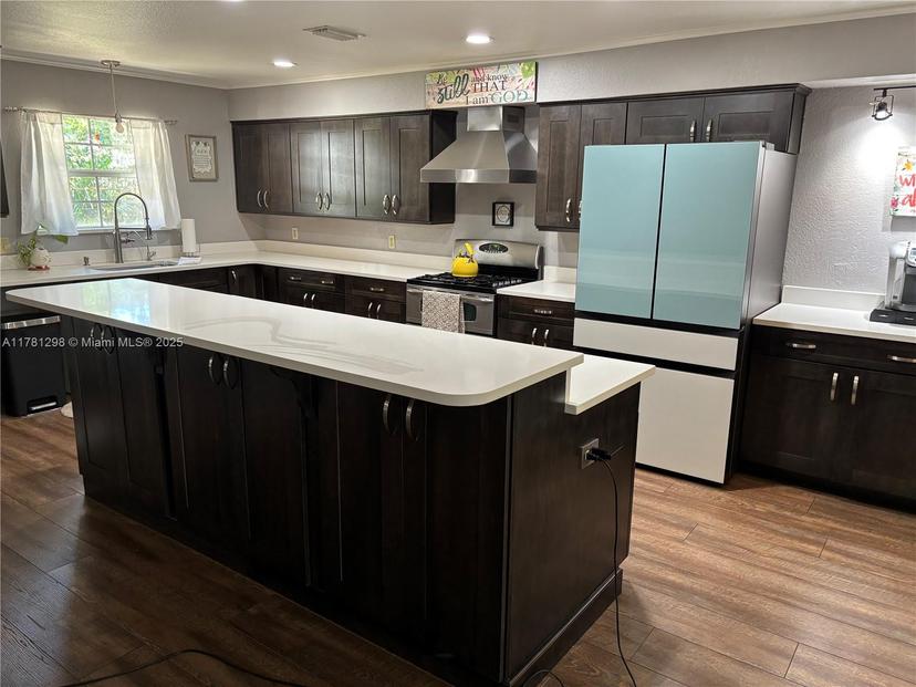 Picture of 533 Fleming St, Sebastian FL 32958