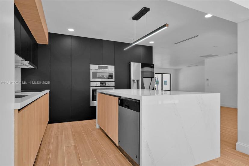 Picture of 10618 NE 11Th Ave, Miami Shores FL 33138