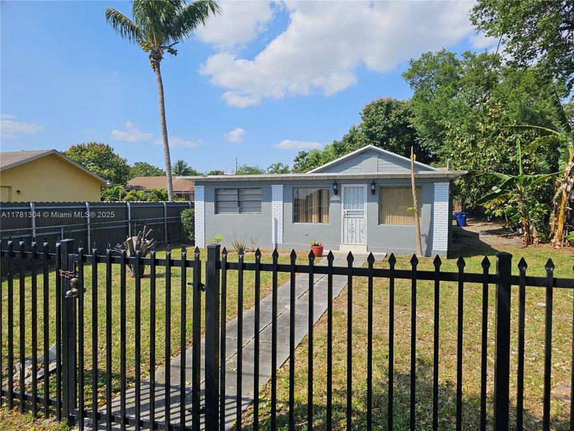 Picture of 2255 NW 85Th St, Miami FL 33147