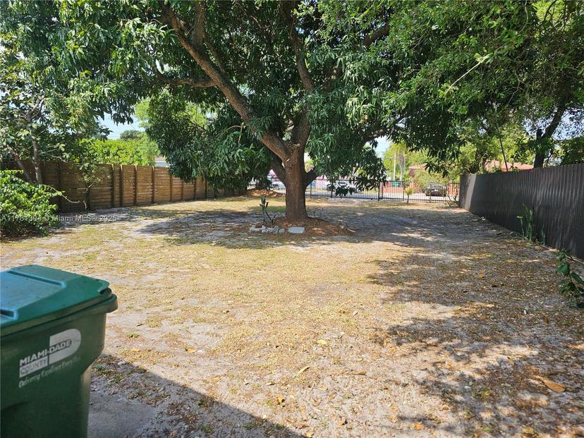 Picture of 2255 NW 85Th St, Miami FL 33147