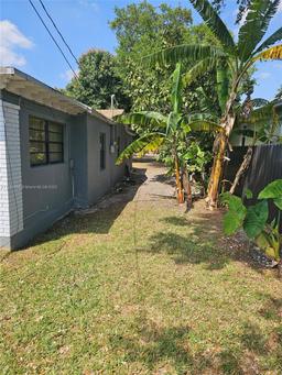 Picture of 2255 NW 85Th St, Miami, FL 33147