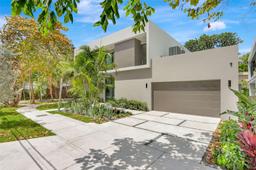 Picture of 2851 W W Trade Ave, Miami, FL 33133