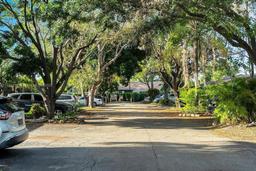 Picture of 13511 SW 101St Ln, Miami, FL 33186
