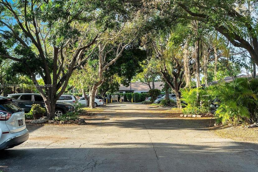 Picture of 13511 SW 101St Ln, Miami FL 33186