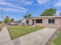 Picture of 410 NE 171St Ter, North Miami Beach, FL 33162