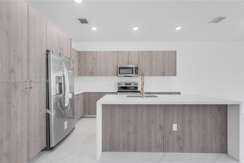 Picture of 28835 SW 162Nd Ave # 28839, Homestead FL 33033
