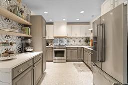 Picture of 903 N Golf Dr, Hollywood, FL 33021