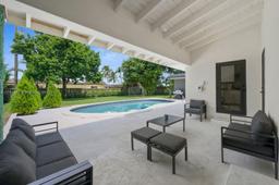 Picture of 1951 NE 187Th Dr, North Miami Beach, FL 33179