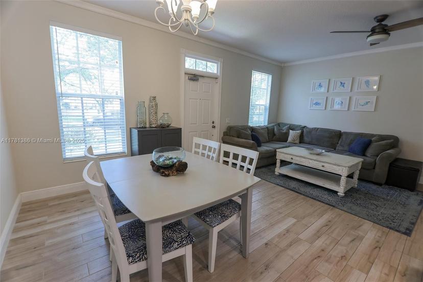 Picture of 266 Iris Dr, Jupiter FL 33458