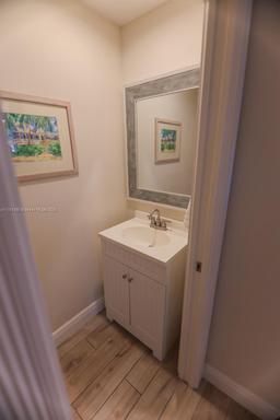 Picture of 266 Iris Dr, Jupiter, FL 33458