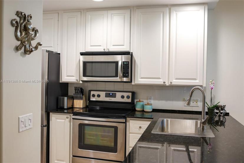 Picture of 266 Iris Dr, Jupiter FL 33458