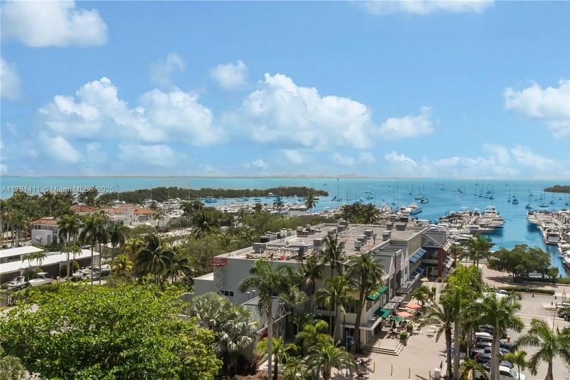 Picture of 2575 S Bayshore Dr # 10B, Miami FL 33133