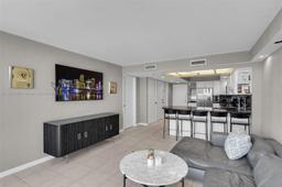 Picture of 1228 West Ave # 1110, Miami Beach, FL 33139