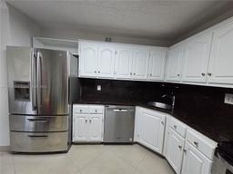 Picture of 2780 NE 183Rd St # 409, Aventura, FL 33160