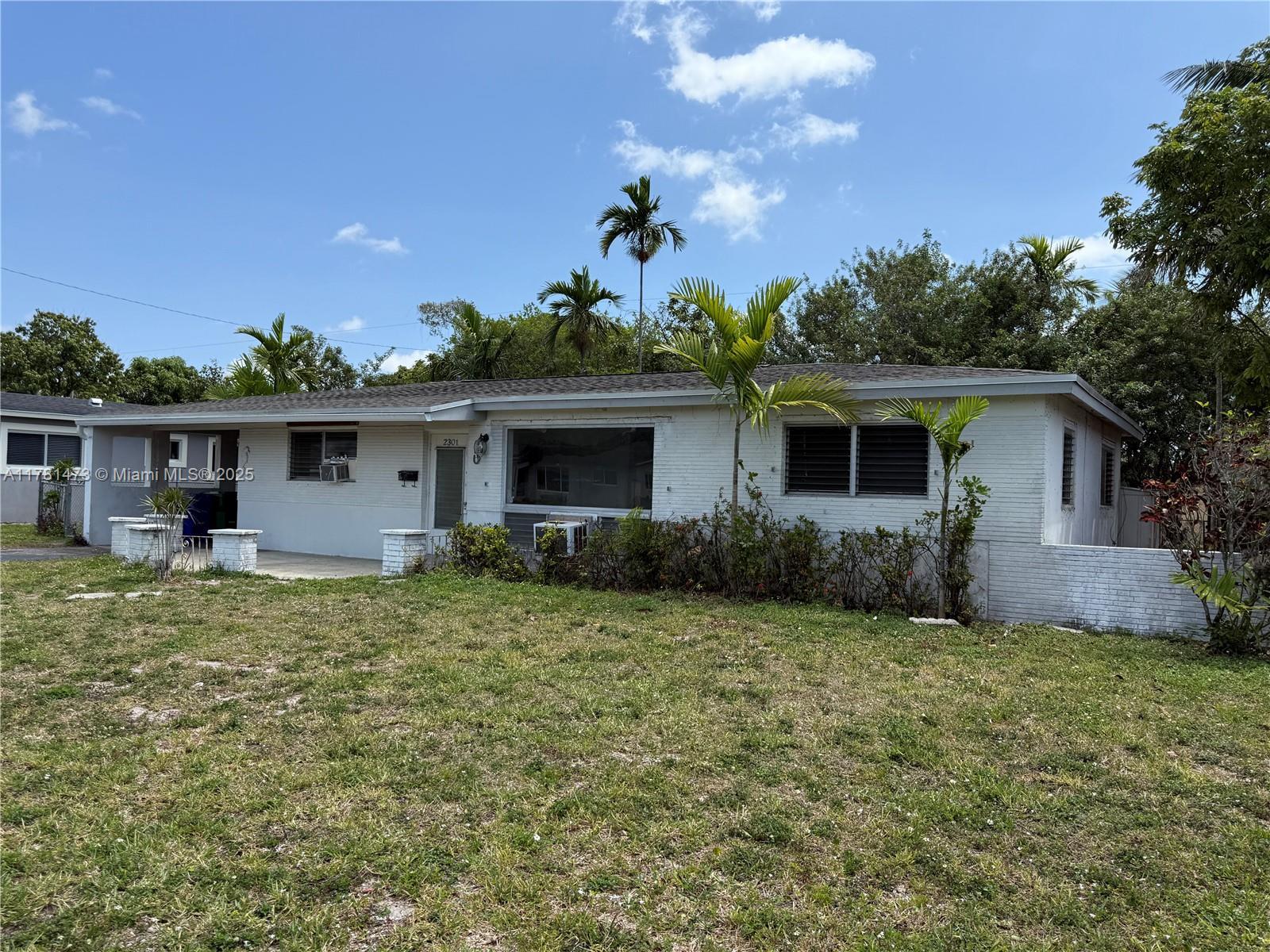 Picture of 2301 Alcazar Dr, Miramar, FL 33023