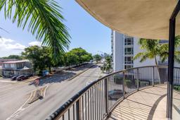 Picture of 1690 SW 27Th Ave # 301, Miami, FL 33145