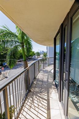 Picture of 1690 SW 27Th Ave # 301, Miami, FL 33145