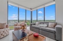 Picture of 5252 NW 85Th Ave # 1402, Doral, FL 33166