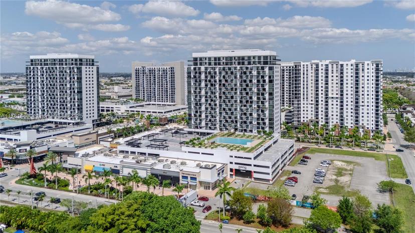 Picture of 5252 NW 85Th Ave # 1402, Doral FL 33166