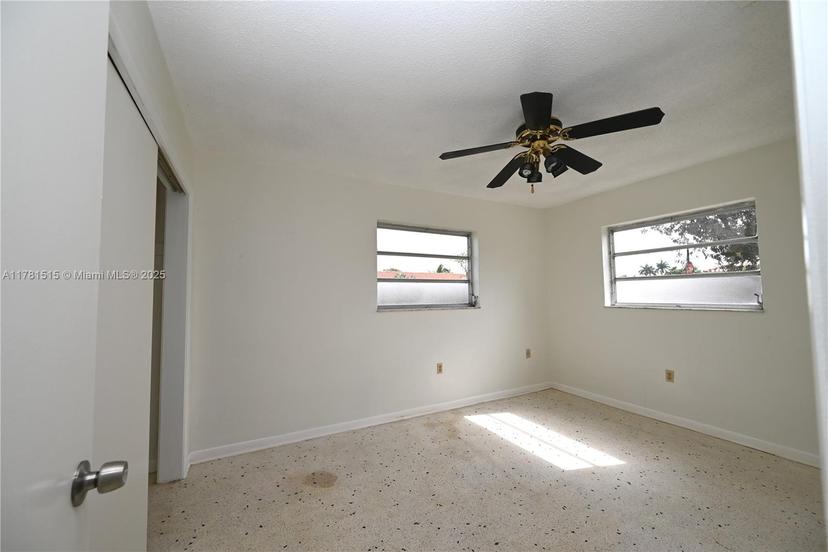 Picture of 10000 SW 4Th St, Sweetwater FL 33174