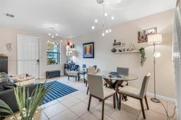 Picture of 11253 NW 88Th Ter, Doral, FL 33178