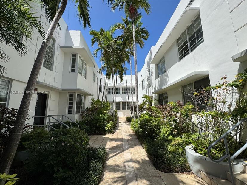 Picture of 1000 Meridian Ave # 17, Miami Beach FL 33139