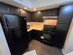 Picture of 12400 Vista Isles Dr # 1415, Sunrise, FL 33325