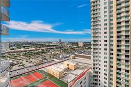 Picture of 1755 E Hallandale Beach Blvd # 1608E, Hallandale Beach, FL 33009