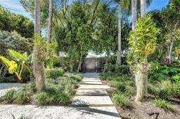 Picture of 4271 Alton Rd, Miami Beach, FL 33140
