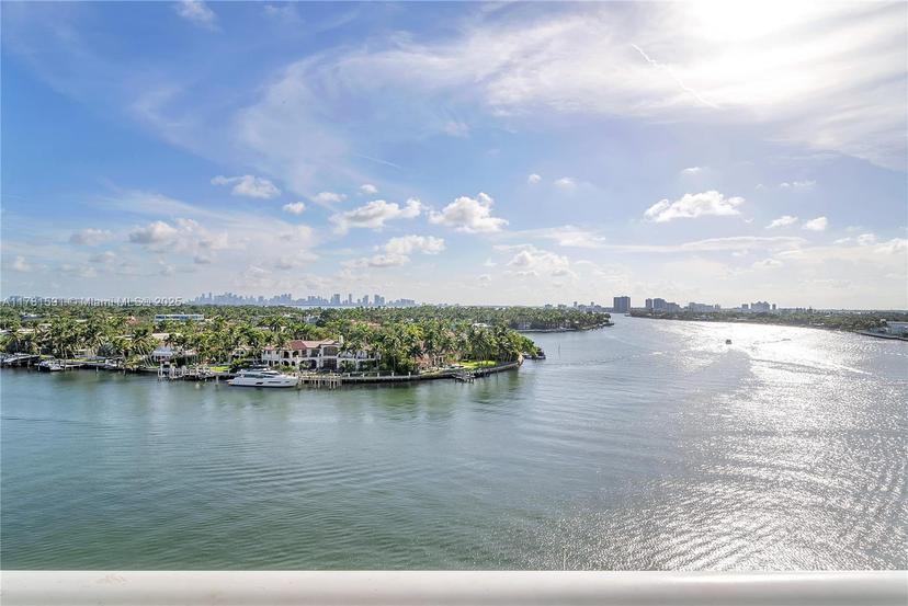 Picture of 6770 Indian Creek Dr # 9G, Miami Beach FL 33141