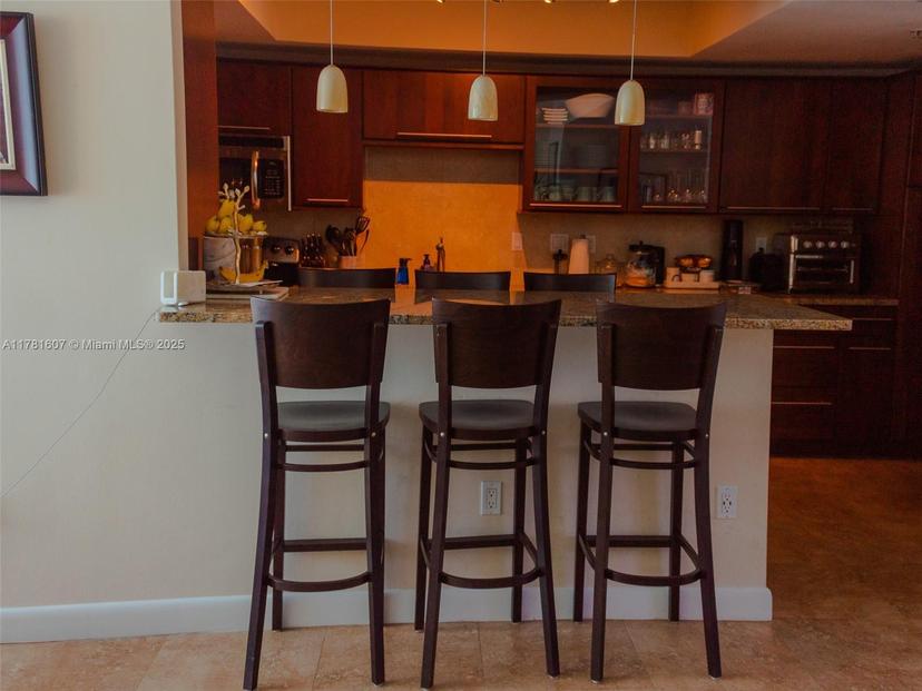 Picture of 50 Ocean Lane Dr # 101, Key Biscayne FL 33149