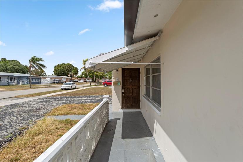 Picture of 7525 Garfield St, Hollywood FL 33024