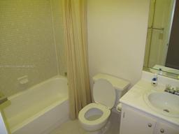 Picture of 9674 S Belfort Cir # 202, Tamarac, FL 33321