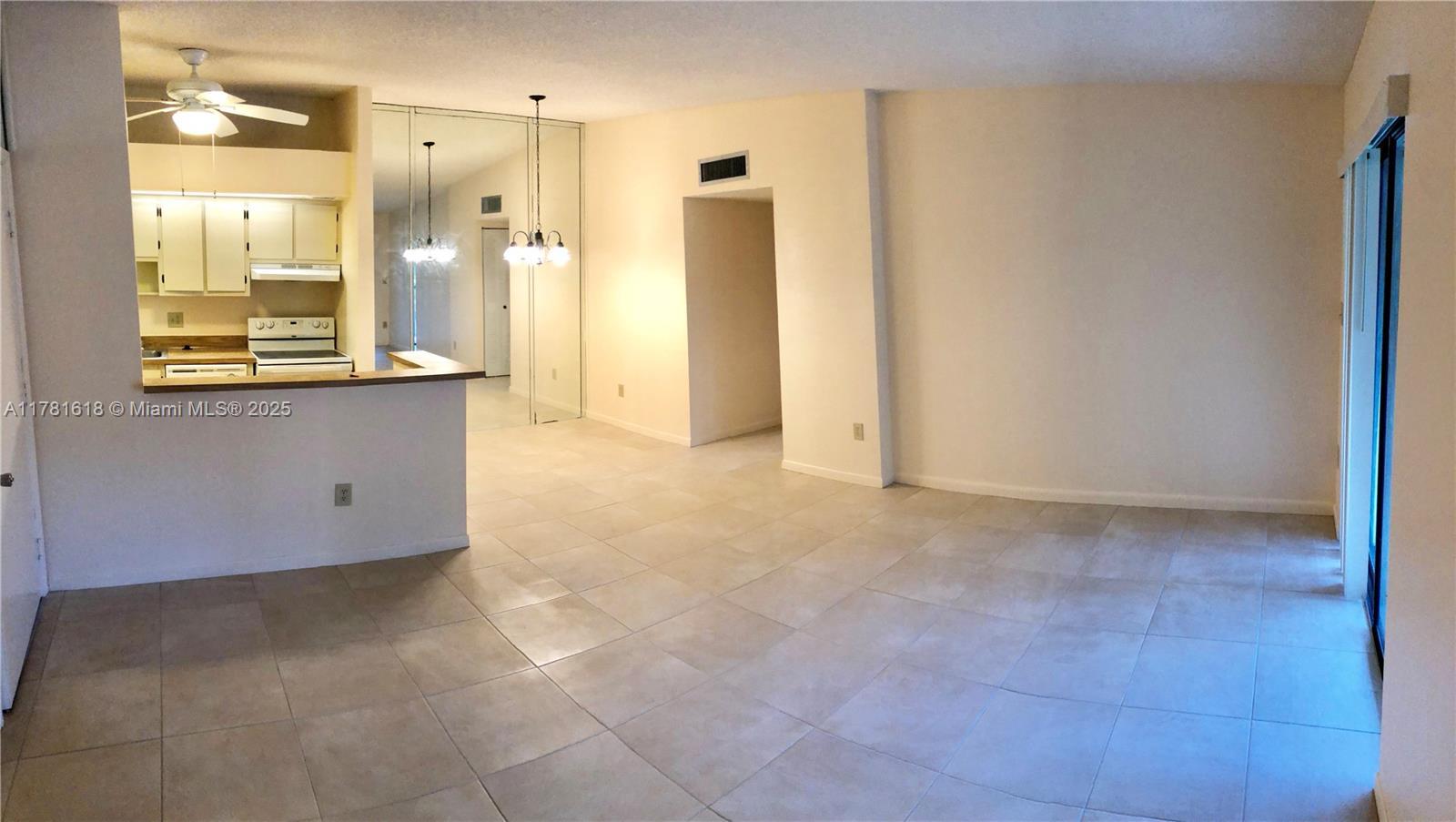 Picture of 9674 S Belfort Cir # 202, Tamarac, FL 33321